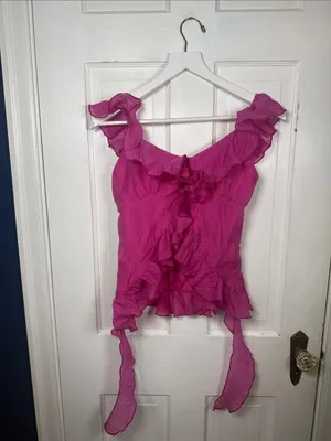 Peppermayo Exclusive Dylan Off Shoulder Ruffle Top Fuchsia New with Tags W2509 thumbnail 5