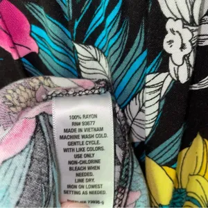 Ana Size 8 Midi Dress Black w Colorful Tropical Floral Print Ruffle Casual thumbnail 9