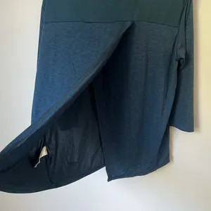 The North‎ Face Women’s 3/4 sleeve navy vented split back shirt, size large 🗝️ thumbnail 7