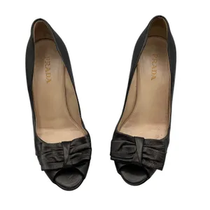 Prada Womens Size 38.5 US 7.5 Leather Heels Gunmetal Peep Hole Toe Made in Italy thumbnail 15