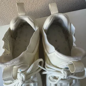 Puma Cream and Blue Running Shoes thumbnail 6