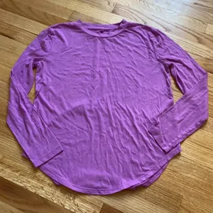 Lou & Grey Purple Cozy Long Sleeve Shirt Purple Oversized Curved Hem‎ Athleisure thumbnail 4