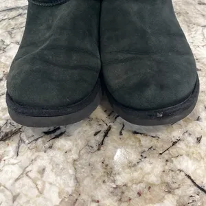 Black Ugg Australia Classic Short- Women’s size 7‎ thumbnail 8