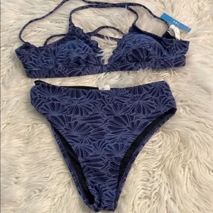 CUPSHE Blue Floral Women's Bikini Set size S brand new see all photos thumbnail 1
