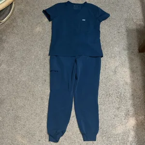 FIGS Catarina + High Waisted Zamora Jogger Scrubs Matching Set Dark‎ Harbor XS/S thumbnail 2