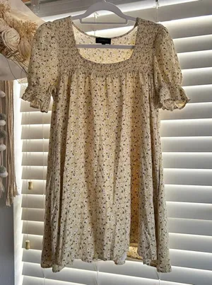 Majorelle Cream Ditsy Floral Smocked Mini babydoll Dress Small Cottagecore thumbnail 1