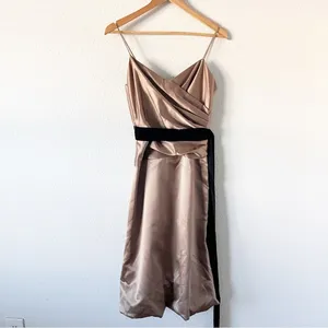 Vera Wang Maids Taupe Tea Length Sleeveless Waist Tie Formal Bridesmaid Dress thumbnail 2