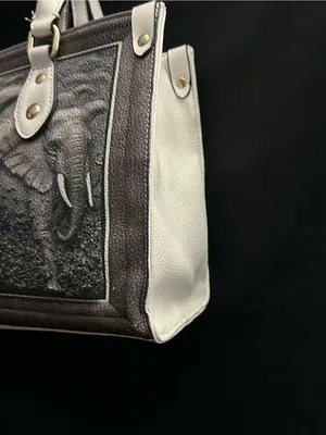 BFlairs Women’s Handbag with Elephant Print Gray & Cream thumbnail 10