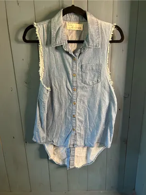 Vintage Havana Light Blue Denim S/L Button-Up Shirt w/Hi Low Hem | Size Large thumbnail 5