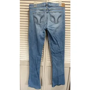 Hollister Light Flare‎ Denim Jeans Low Rise Size 9 Long Zip/Button Pockets thumbnail 4