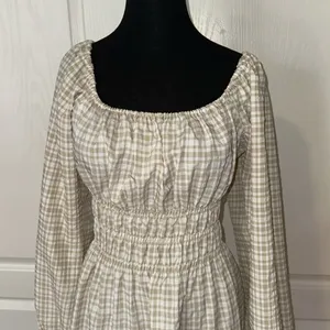 Leyden Cream Tan Gingham Ruched Detail Balloon Sleeve Western Dress thumbnail 4