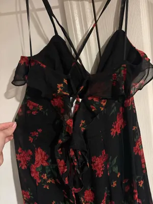 American Eagle Black and red floral maxi dress thumbnail 4