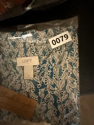 Ann Taylor LOFT Women's Teal Leaf Print Long Sleeve Blouse‎ size S thumbnail 7