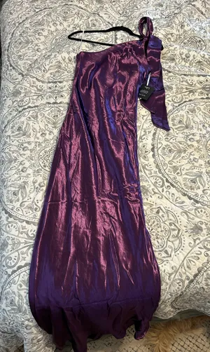 Lulus Formal Dresses thumbnail 1