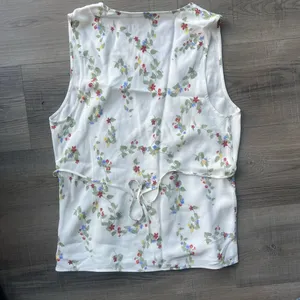 NWT Aritzia Novelist Top thumbnail 5