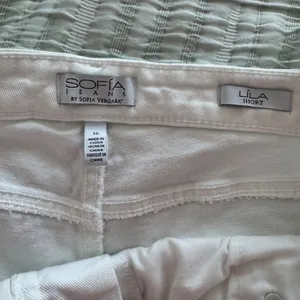 White Sofia Jean Shorts Size 16 thumbnail 5