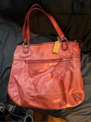 Coach Women's pink Leather Tote Bag - Classic Shoulder Handbag thumbnail 1