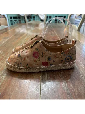 Patricia Nash Neria Floral Leather Front Zip Espadrille Sneakers Tan Multi Sz 6 thumbnail 2