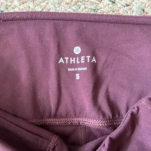 Athleta Activewear Maroon Tight Athletic Athleisure Leggings Women’s Size Small thumbnail 3