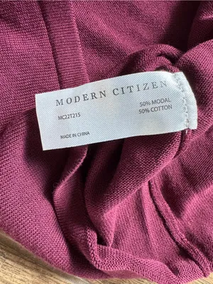 Modern Citizen Burgundy Sleeveless V-Neck Knit Top Blouse XL NWOT thumbnail 6