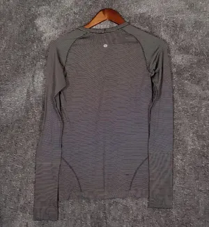 Lululemon swiftly Tech long sleeve running gorepcore gym outdoor size 6 thumbnail 3
