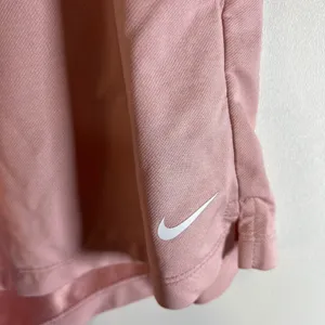 Nike Dri Fit‎ Women Pink Athletic Shorts Drawstring Logo Size M running yoga thumbnail 3
