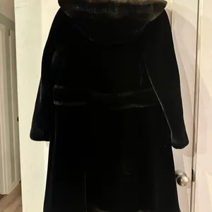 Faux fur black knee length coat. Size S/M thumbnail 3