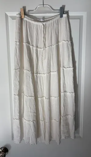 Garage White Long Tiered Gauzy Maxi Skirt Size Medium thumbnail 1