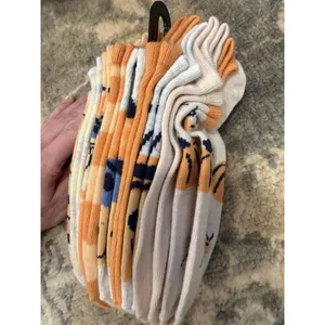 Disney Winnie The Pooh Halloween Themed Socks 9 Pairs Women's Sz 4-10 NWT thumbnail 6