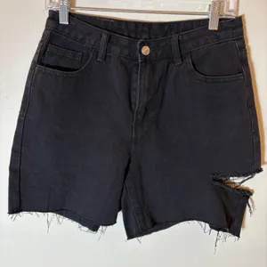 Princess Polly Black Denim Cut Off Distressed‎ High Waisted Shorts Size 6 thumbnail 1