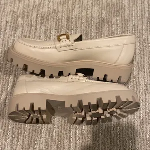 Zara chunky flats thumbnail 3