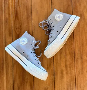 Converse Sneakers thumbnail 1