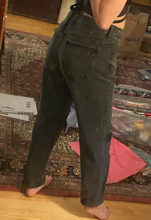 Forever 21 Ripped Jeans thumbnail 2