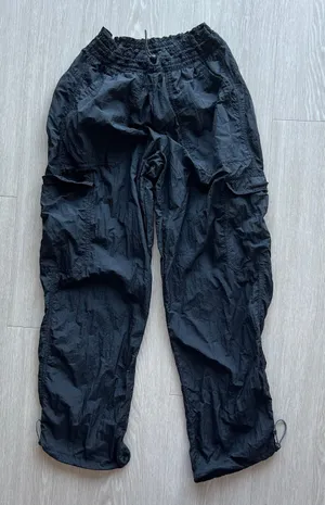 Old Navy Quick Dry Nylon Pants Womens Small Black Drawstring Waist thumbnail 1
