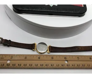 Vintage Retro 1990 Fossil Ladies Watch In Tin and Sleeve Hong Kong *Doesn't Work thumbnail 8