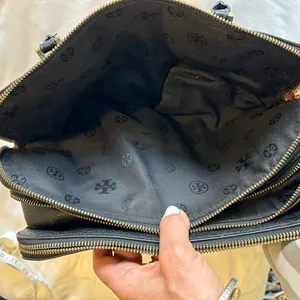 Tory Burch purse thumbnail 8