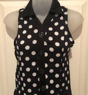 New dress Size M thumbnail 2