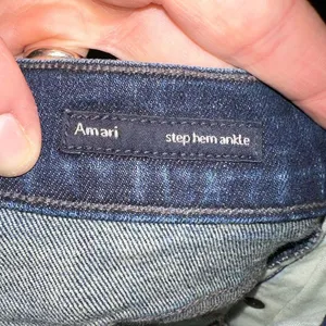 Citizens of Humanity dark wash Amari step hem size 25 jeans thumbnail 4