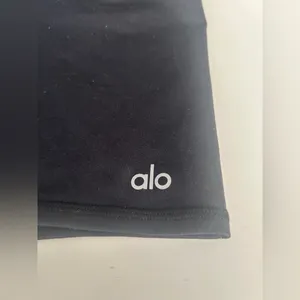 Alo yoga bike shorts thumbnail 3