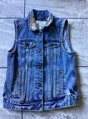 Abercrombie & Fitch Womens XS Blue Denim Vest Sequin Collar Distressed Jacket thumbnail 1
