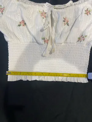Kirious White Cropped Peasant Top with Pink Floral Embroidery thumbnail 4