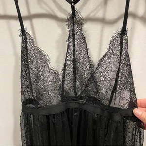 Victoria’s Secret NWT black lace sexy top lingerie sz M thumbnail 3