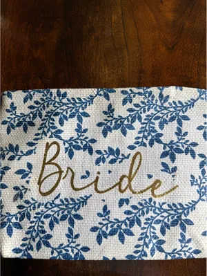 Shiraleah Chicago Bride Cosmetic Bag with Blue Leaf Print and Tassel thumbnail 6