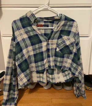 Urban Outfitters Cropped Flannel thumbnail 1