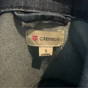 Cremieux Dark Blue Jean Jacket Shirt w/ Silver Buttons women’s size S thumbnail 2