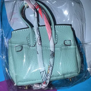 NWOT unbranded blue purse charms‎ thumbnail 4