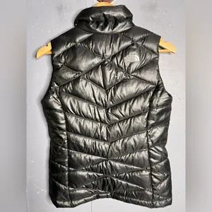 The North Face Women’s Green/Black Puffer Down Filled Vest 550. Size XS thumbnail 2