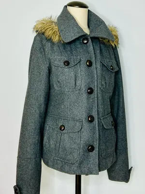 Vintage Y2K dELiA*s Grey Wool-Blend Peacoat with Removable Faux Fur Hood Medium thumbnail 6