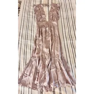 The Jessie Midi Dress thumbnail 2
