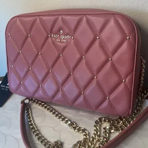 Kate Spade‎ Carey Mini Camera Bag Pomegranate Smooth Quilted Leather NWT KL820 thumbnail 3